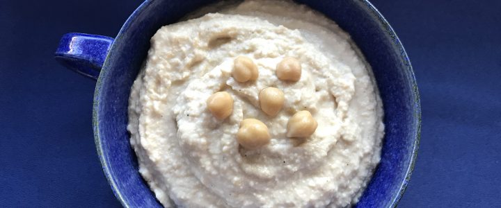 Selbstgemachter Hummus